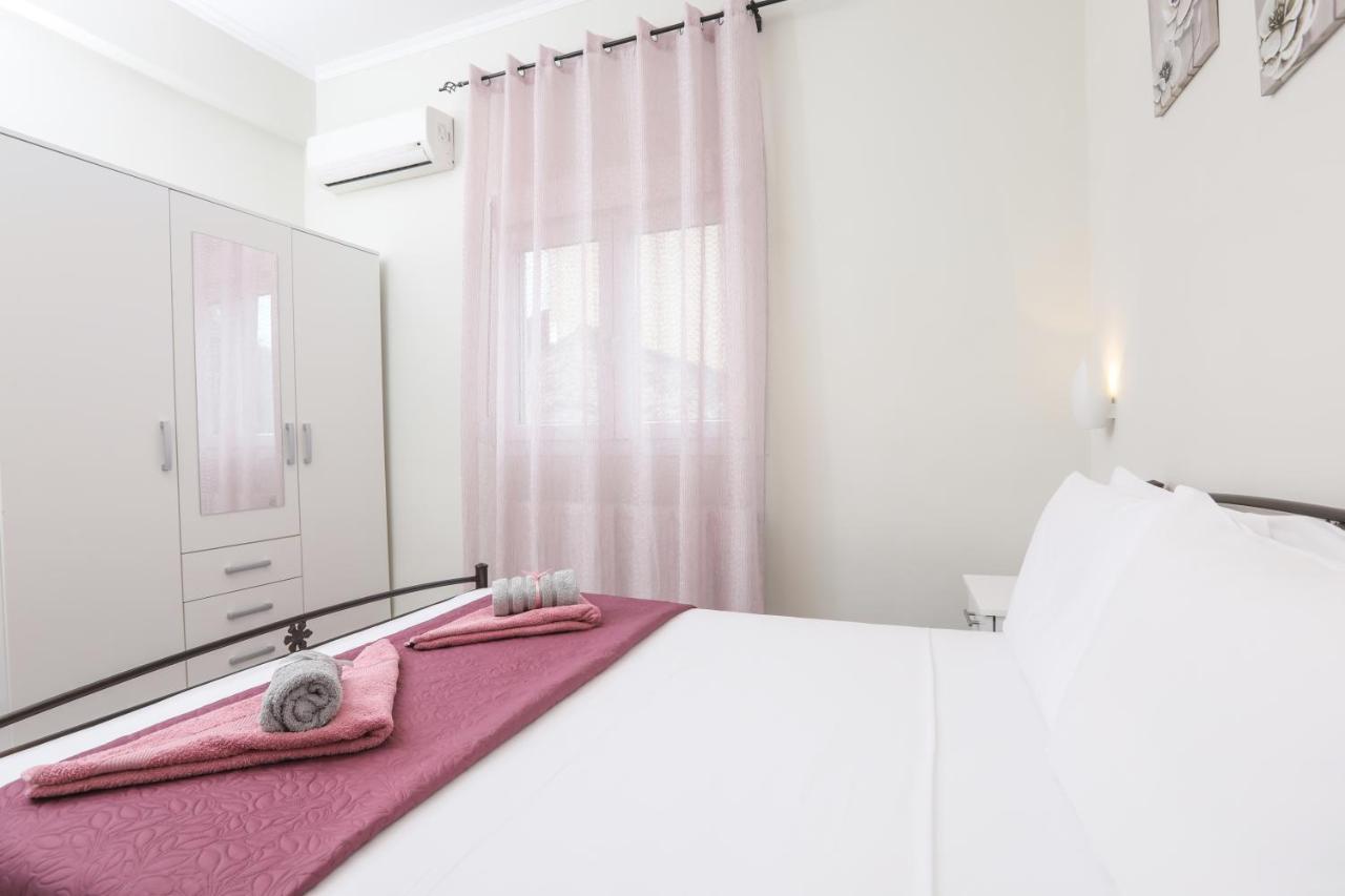 Dellis House Appartement *