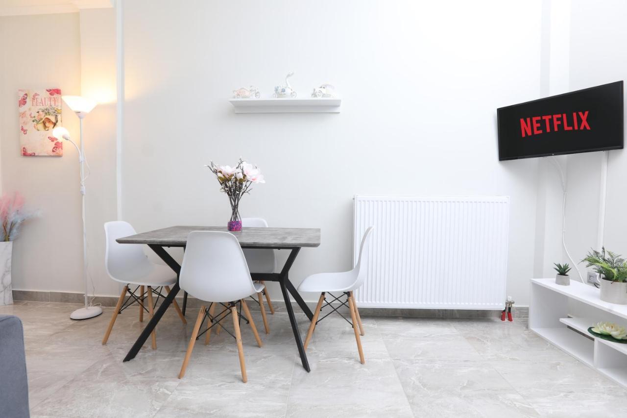 Dellis House Appartement *