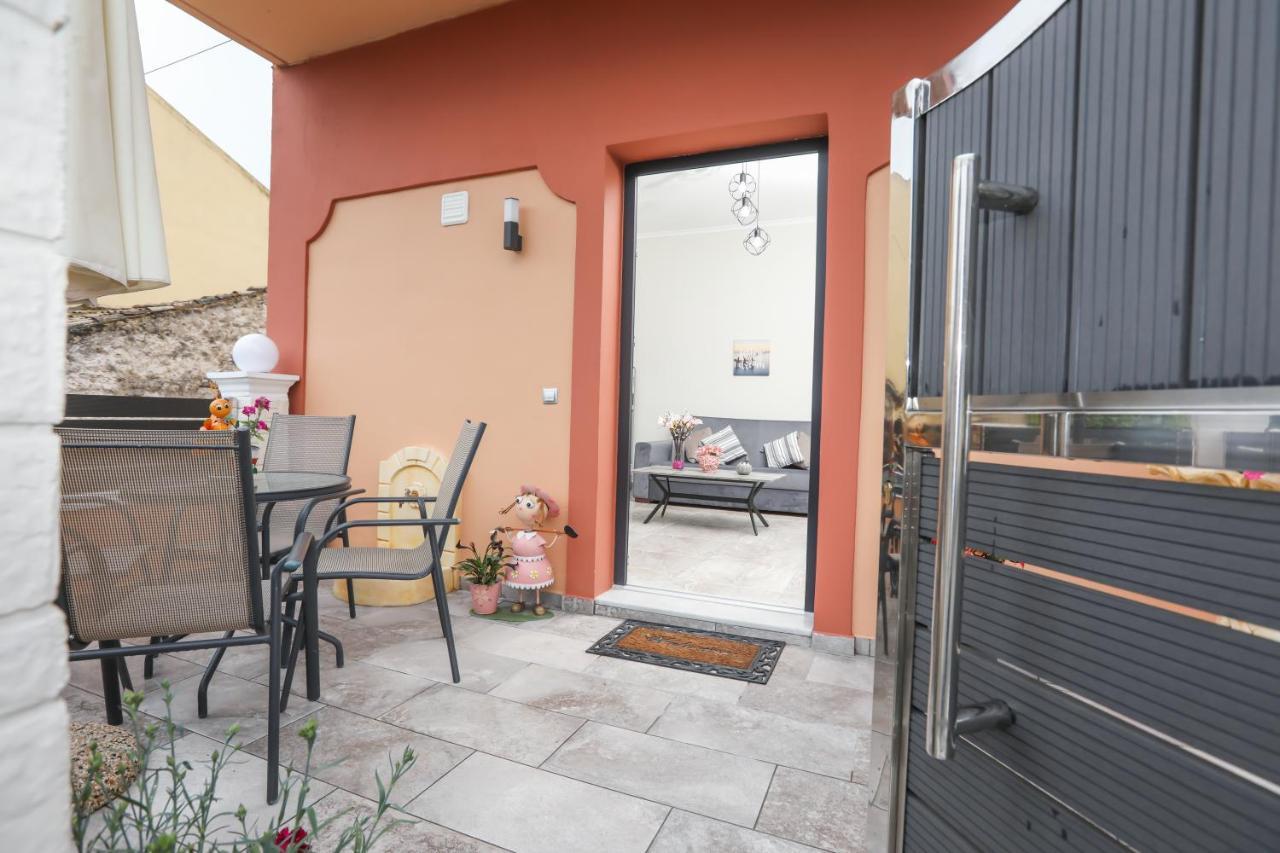 Dellis House Appartement *